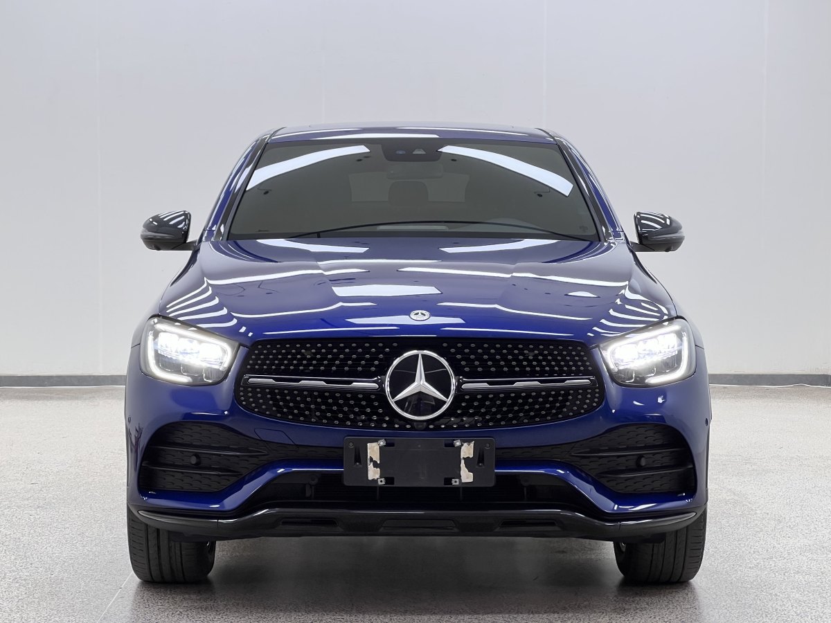 2021年6月奔馳 奔馳GLC  2023款 GLC 300 4MATIC 轎跑SUV