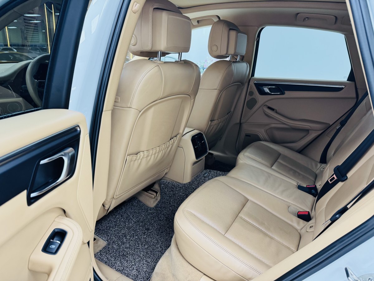 保時(shí)捷 Macan  2016款 Macan 2.0T圖片