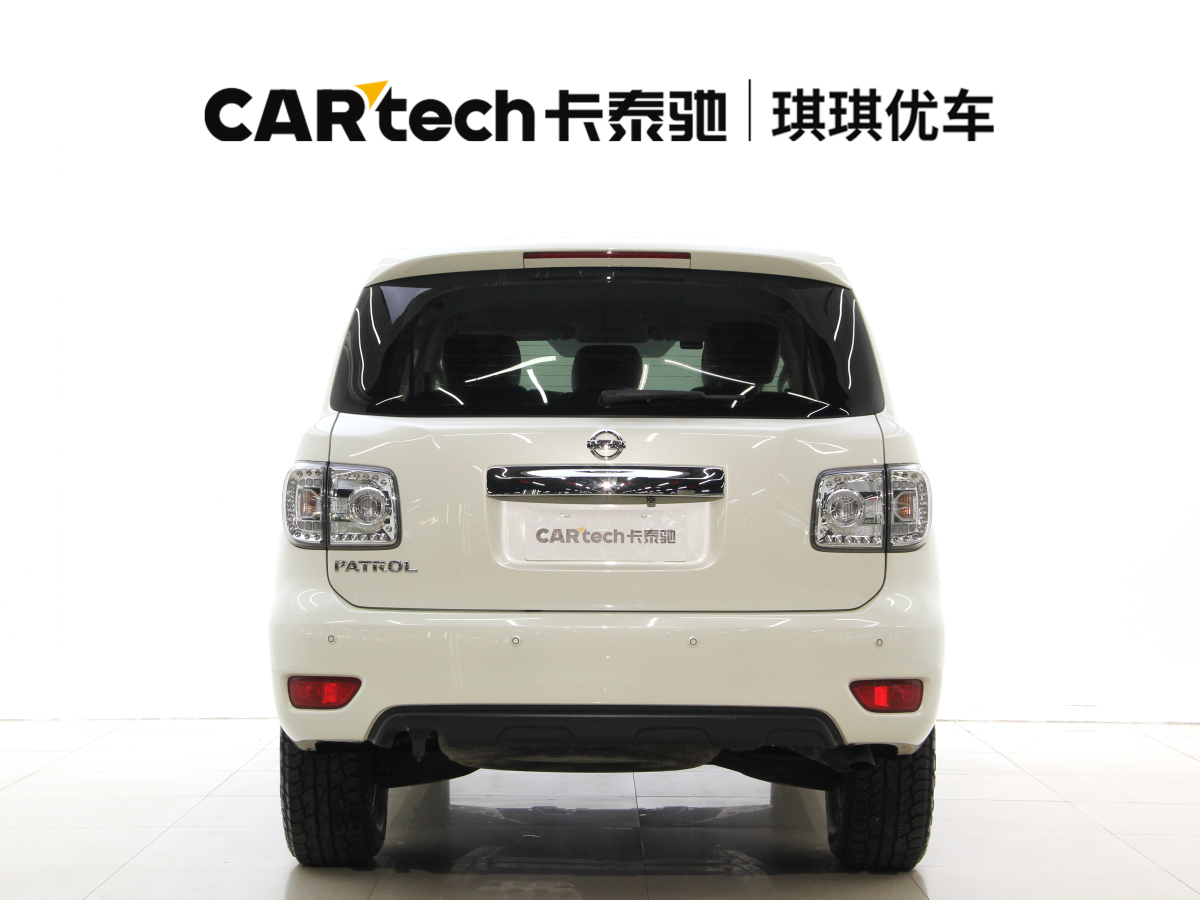 日產(chǎn) 途樂(lè)  2018款 4.0L 鉑金型圖片