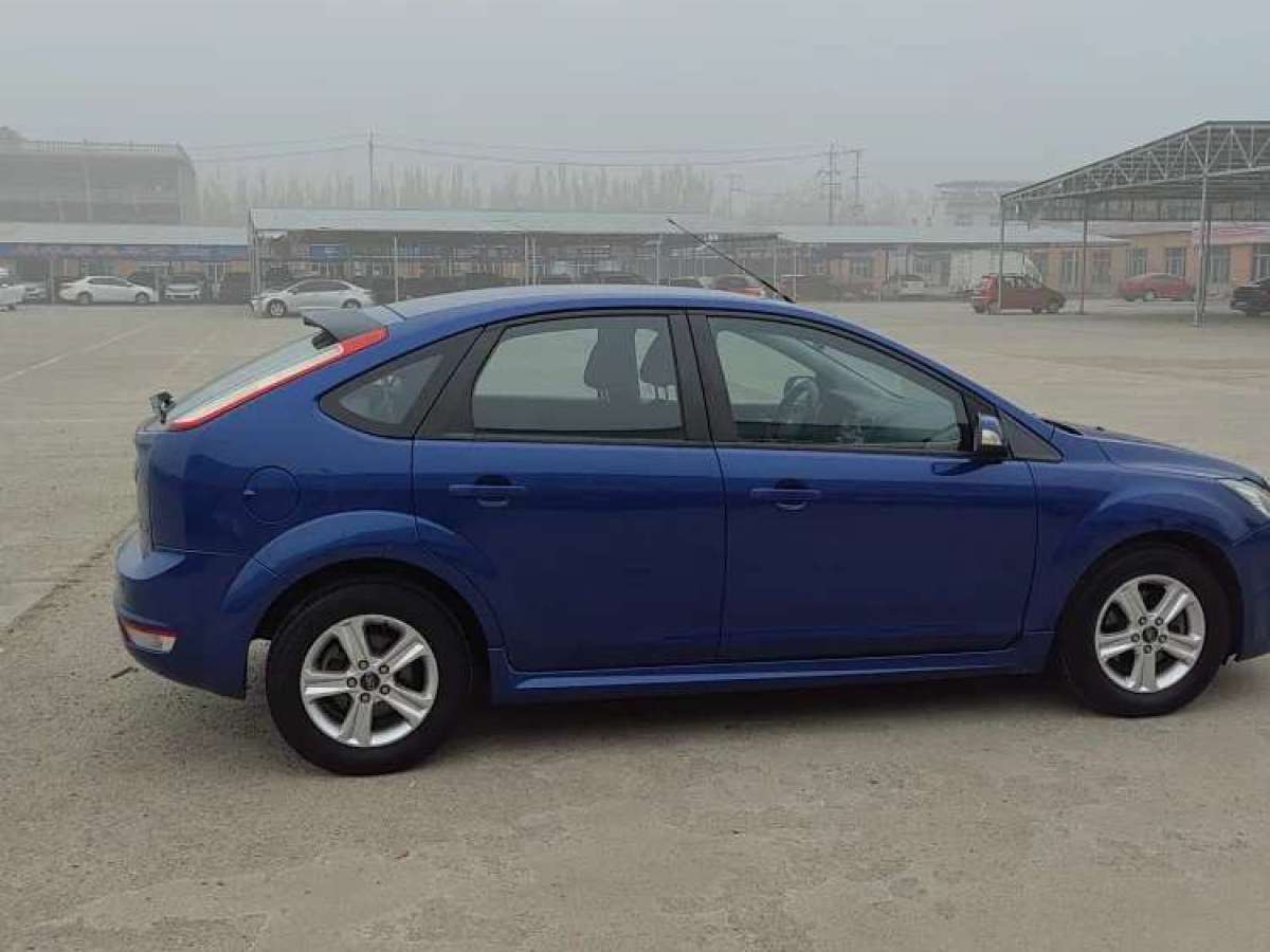 福特 福克斯 2009款 兩廂 1.8l 手動舒適型圖片