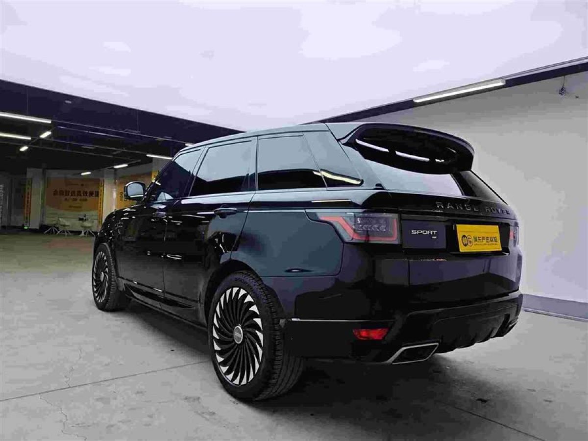 路虎 攬勝運動版  2020款 3.0 L6 HSE DYNAMIC圖片