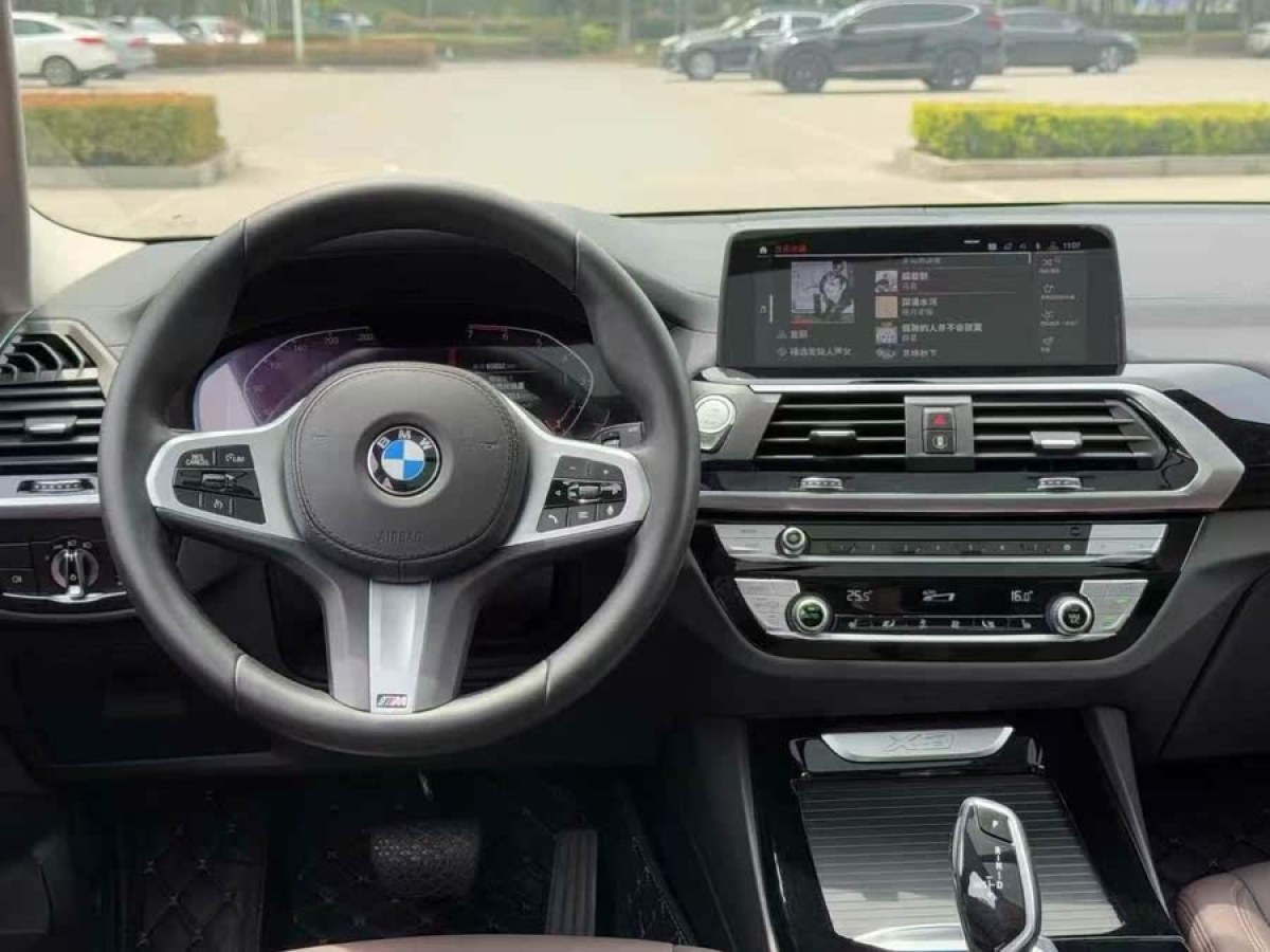 寶馬 寶馬X3  2019款  xDrive25i M運(yùn)動套裝圖片