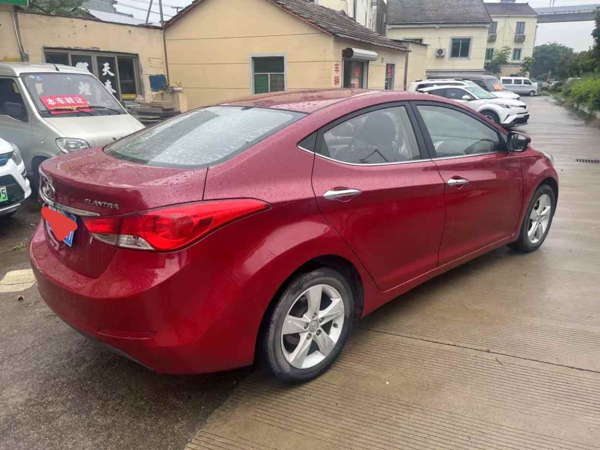 現(xiàn)代 朗動  2013款 1.6L 自動領(lǐng)先型圖片