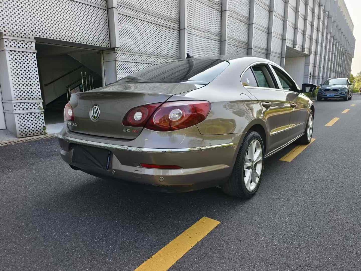 2011年8月大眾 CC  2010款 2.0TSI 豪華版