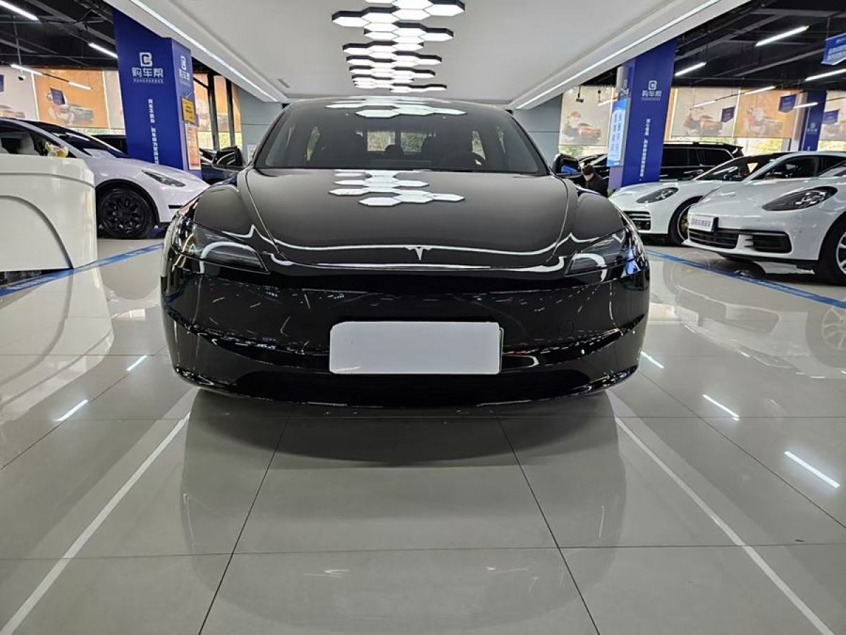 特斯拉 Model Y  2023款 后輪驅(qū)動(dòng)版圖片