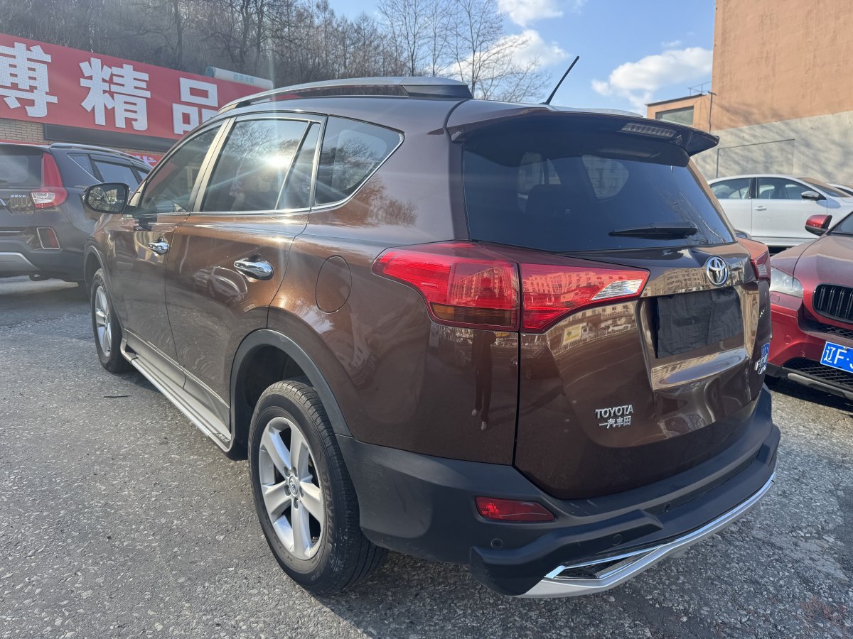 豐田 RAV4榮放  2013款 2.5L 自動(dòng)四驅(qū)精英版圖片