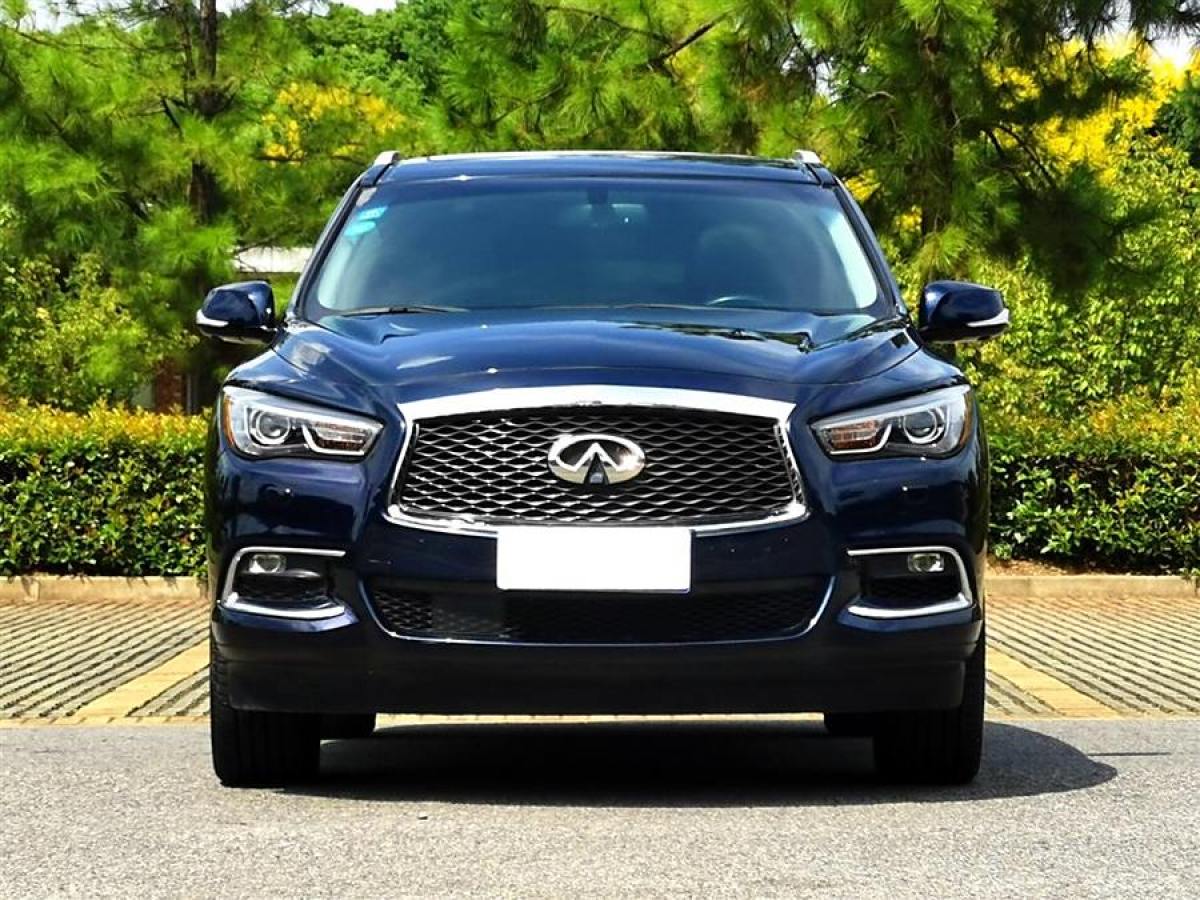 英菲尼迪 QX60  2018款 2.5T Hybrid 兩驅(qū)冠軍家庭版圖片