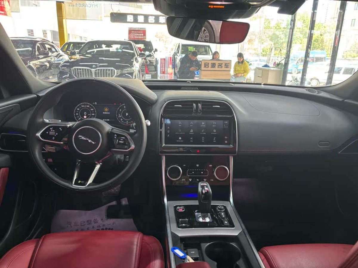 捷豹 XEL  2021款 2.0T 250PS R-DYNAMIC S進(jìn)取運(yùn)動(dòng)版圖片