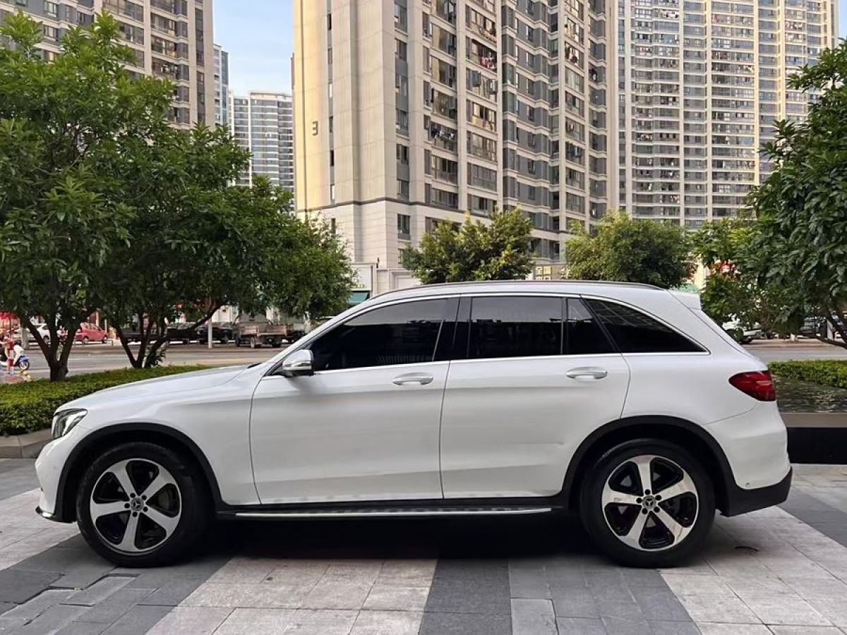 奔馳 奔馳GLC  2018款 改款 GLC 260 4MATIC 豪華型圖片