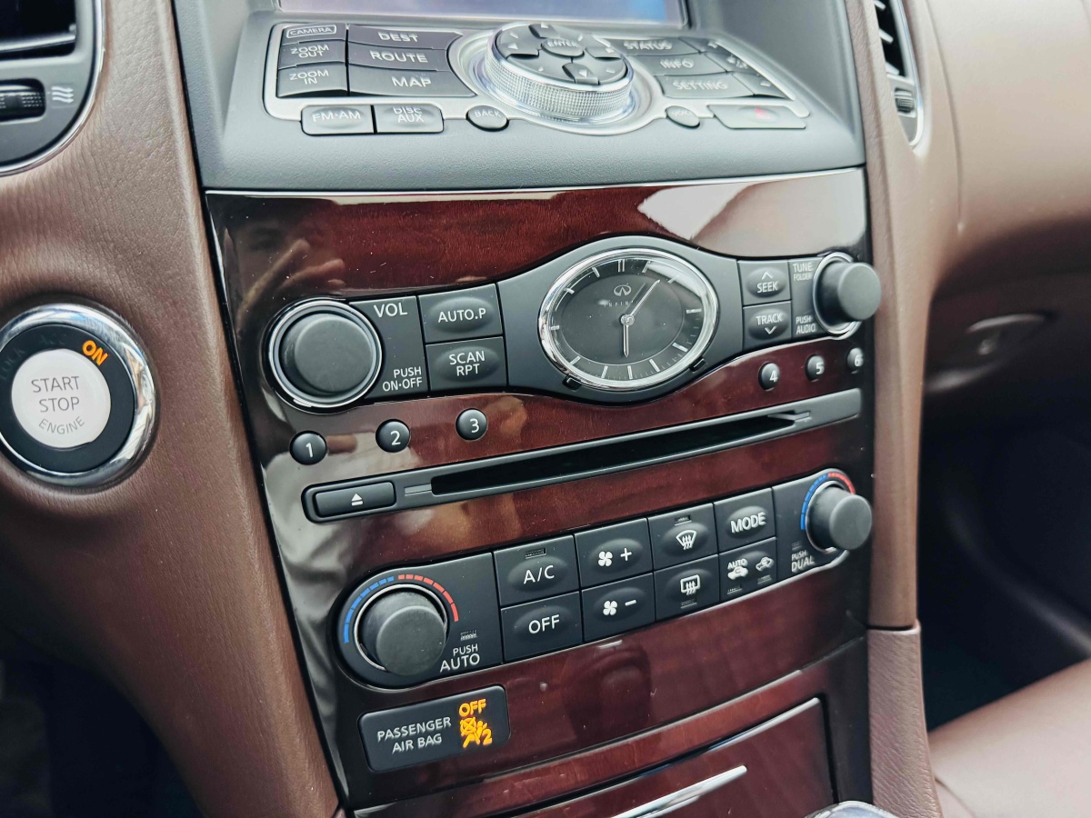 英菲尼迪 QX50  2015款 2.5L 豪華版圖片