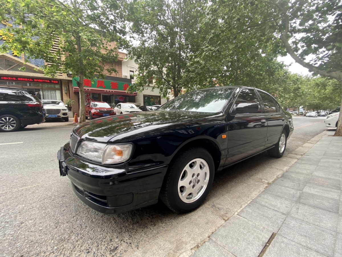 日產(chǎn) 風度  1996款 2.0圖片