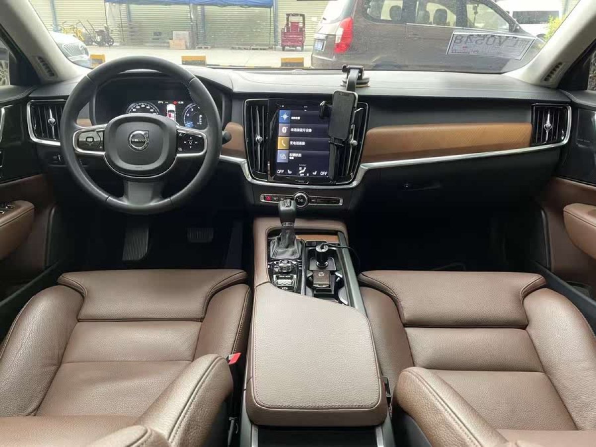 沃爾沃 S90  2020款 改款 T5 智遠(yuǎn)豪華版圖片