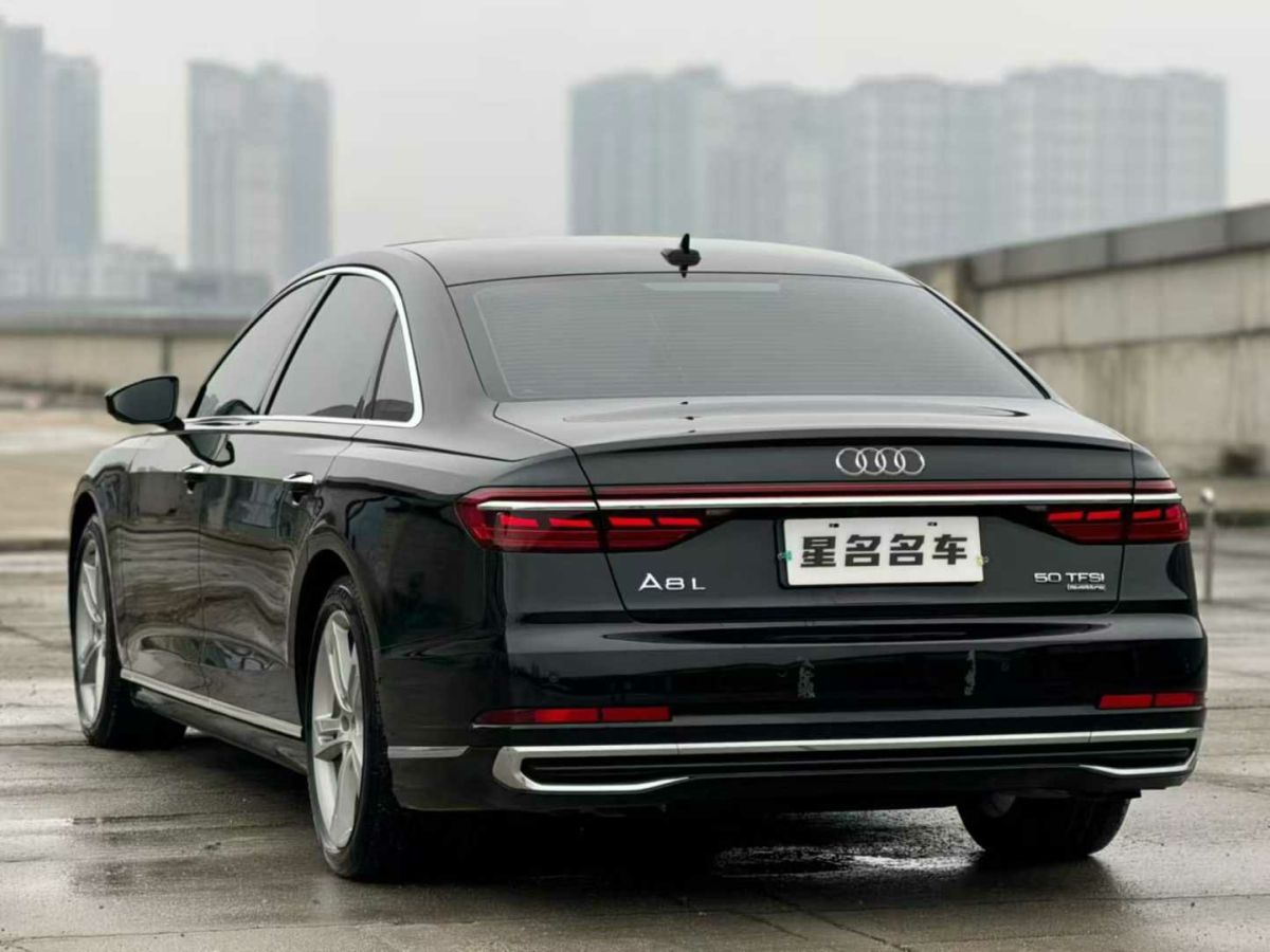 奧迪 奧迪A8  2023款 A8L 60 TFSI quattro圖片