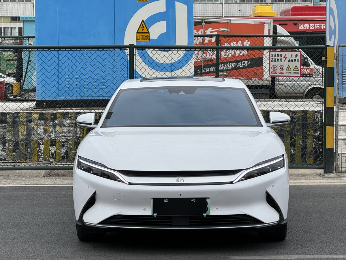 比亞迪 漢  2021款 EV 標準續(xù)航版豪華型圖片