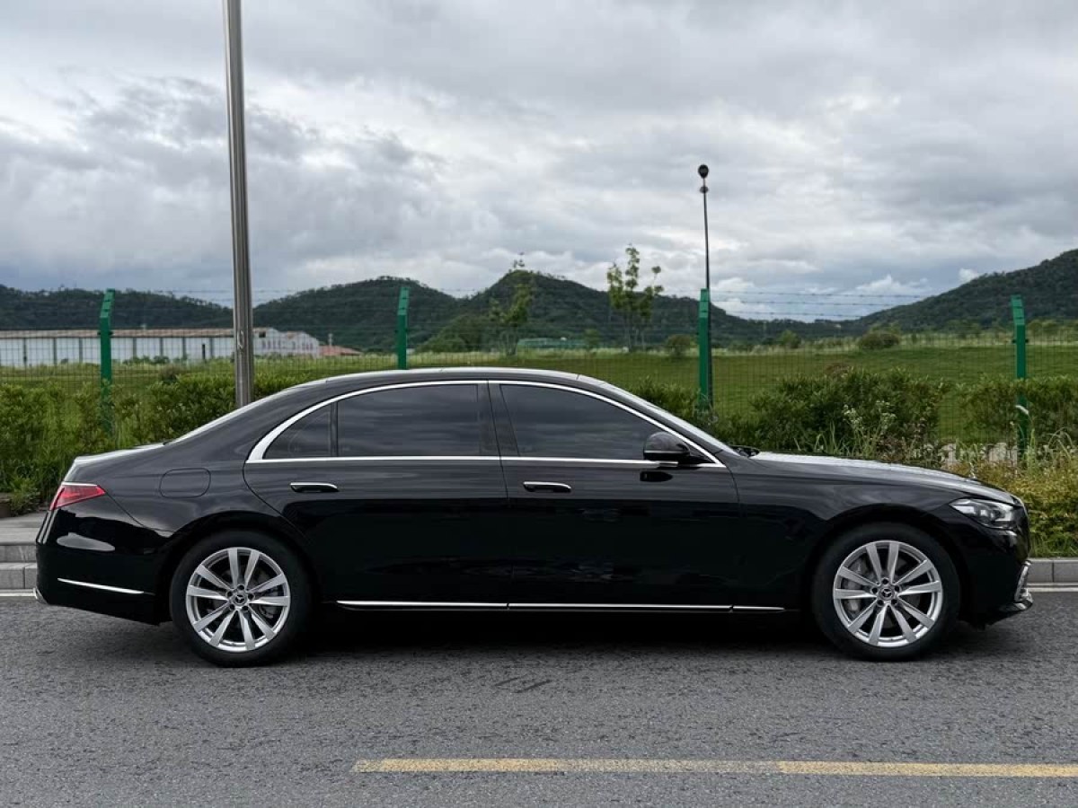 奔馳 奔馳S級  2023款 改款 S 400 L 商務(wù)型圖片