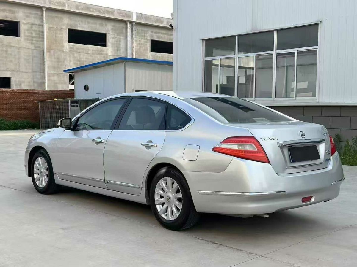 日產(chǎn) 天籟  2010款 2.0L XL周年紀(jì)念版圖片