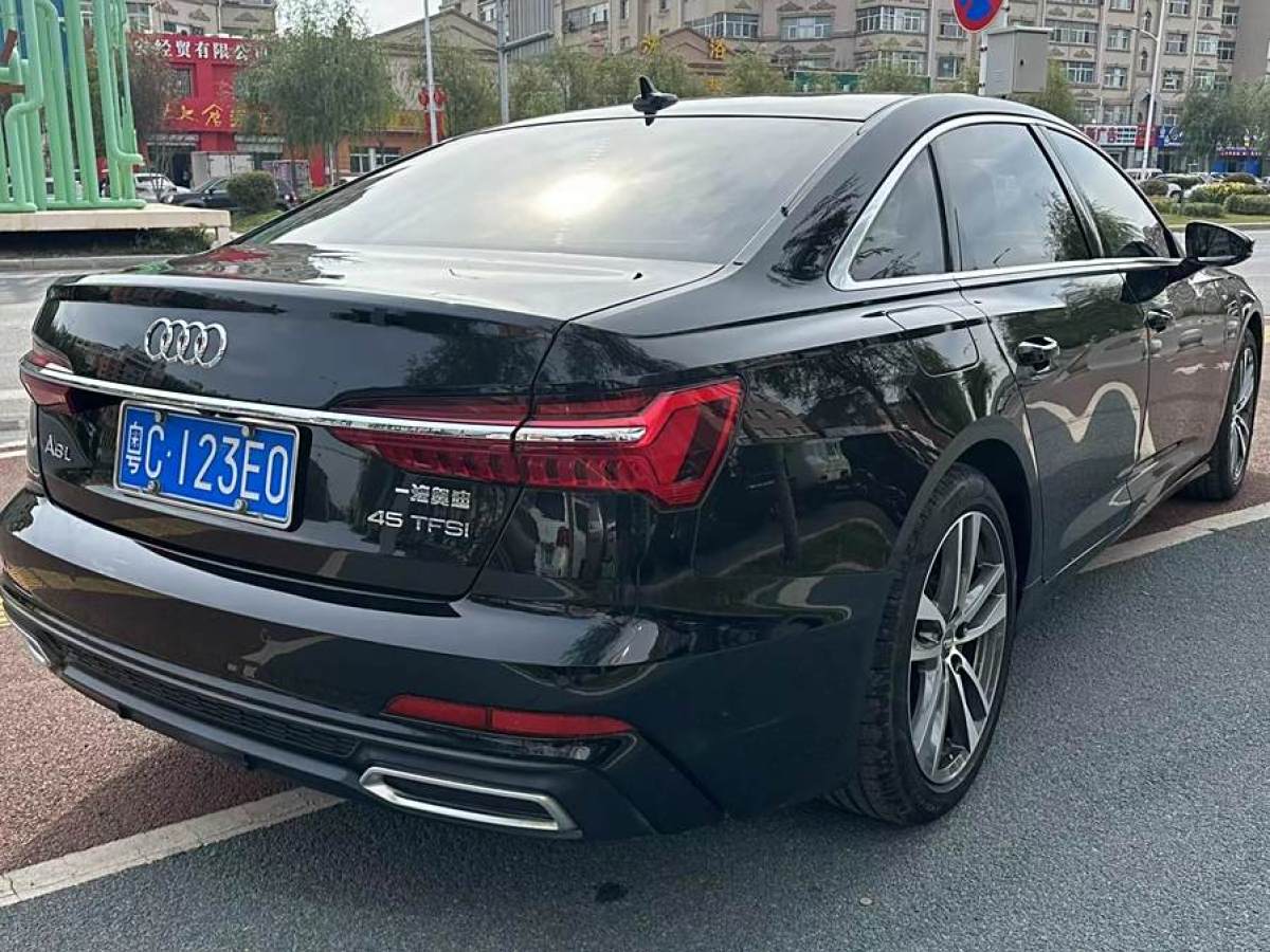 奧迪 奧迪A6L  2019款 45 TFSI 臻選動(dòng)感型圖片