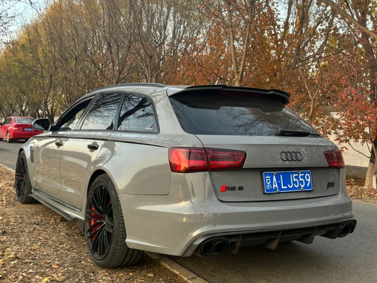 奧迪 奧迪RS 6  2018款 RS 6 4.0T Avant尊享運動限量版圖片