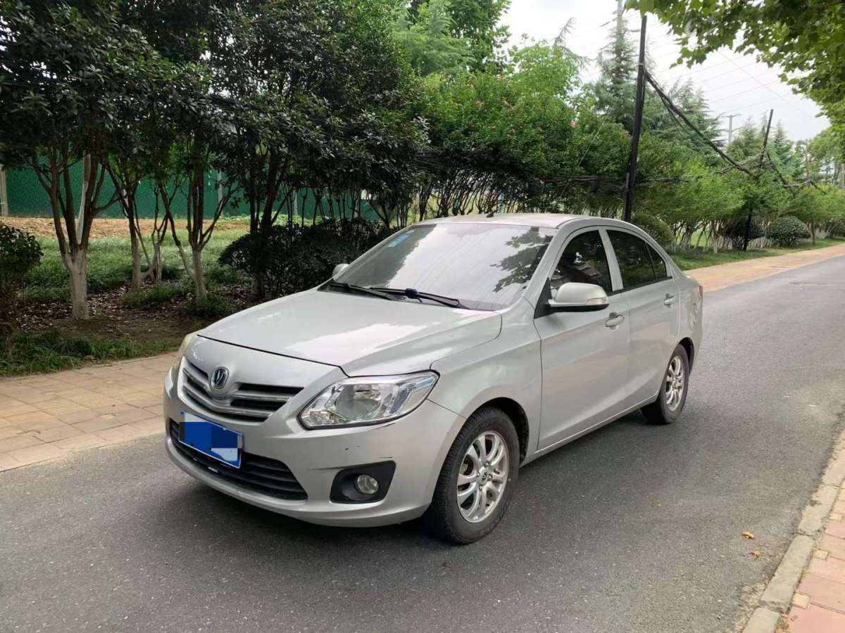 长安 悦翔V3  2012款 1.3L 手动标准型图片