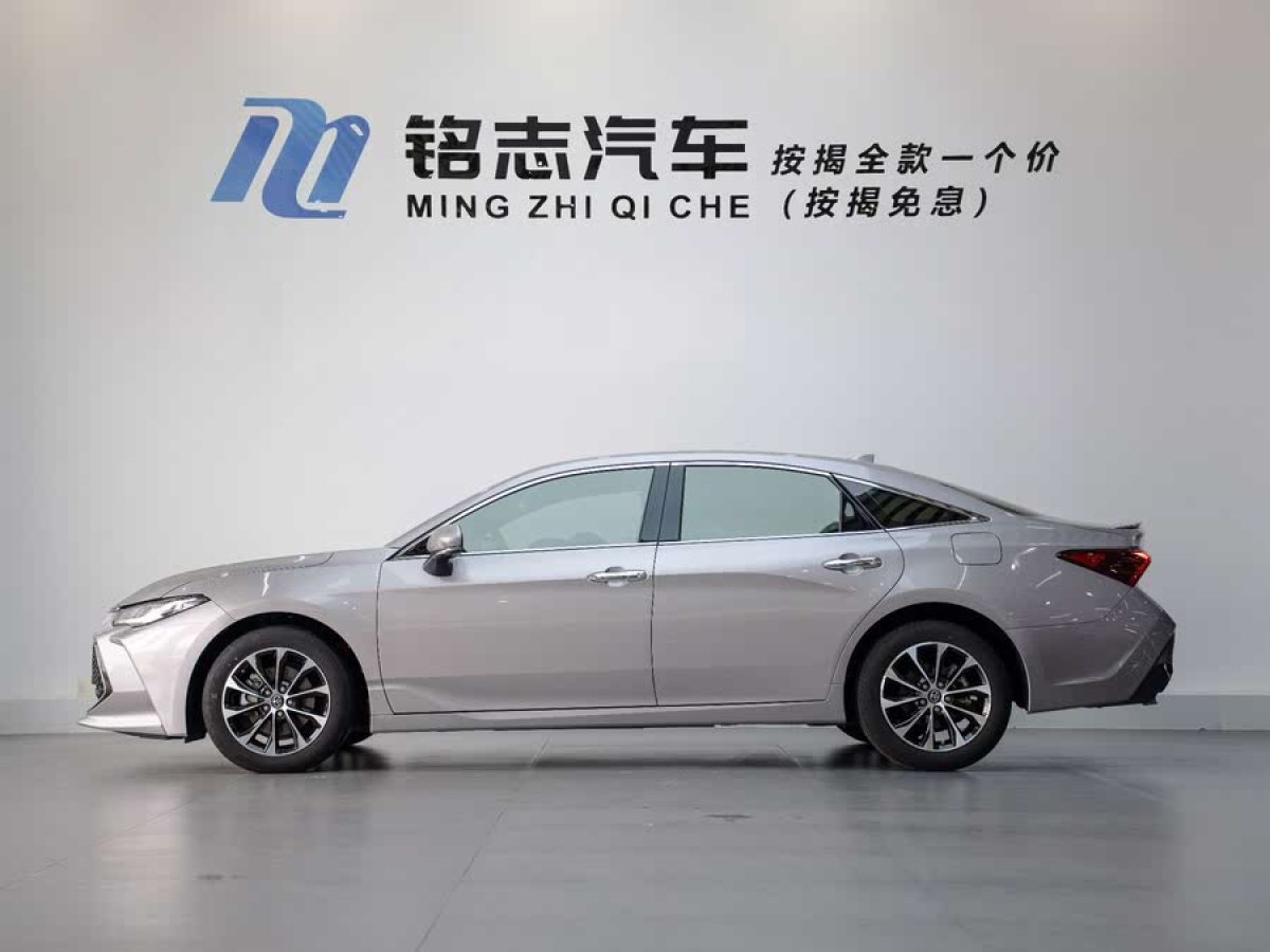 豐田 亞洲龍  2023款 2.5L 豪華版圖片
