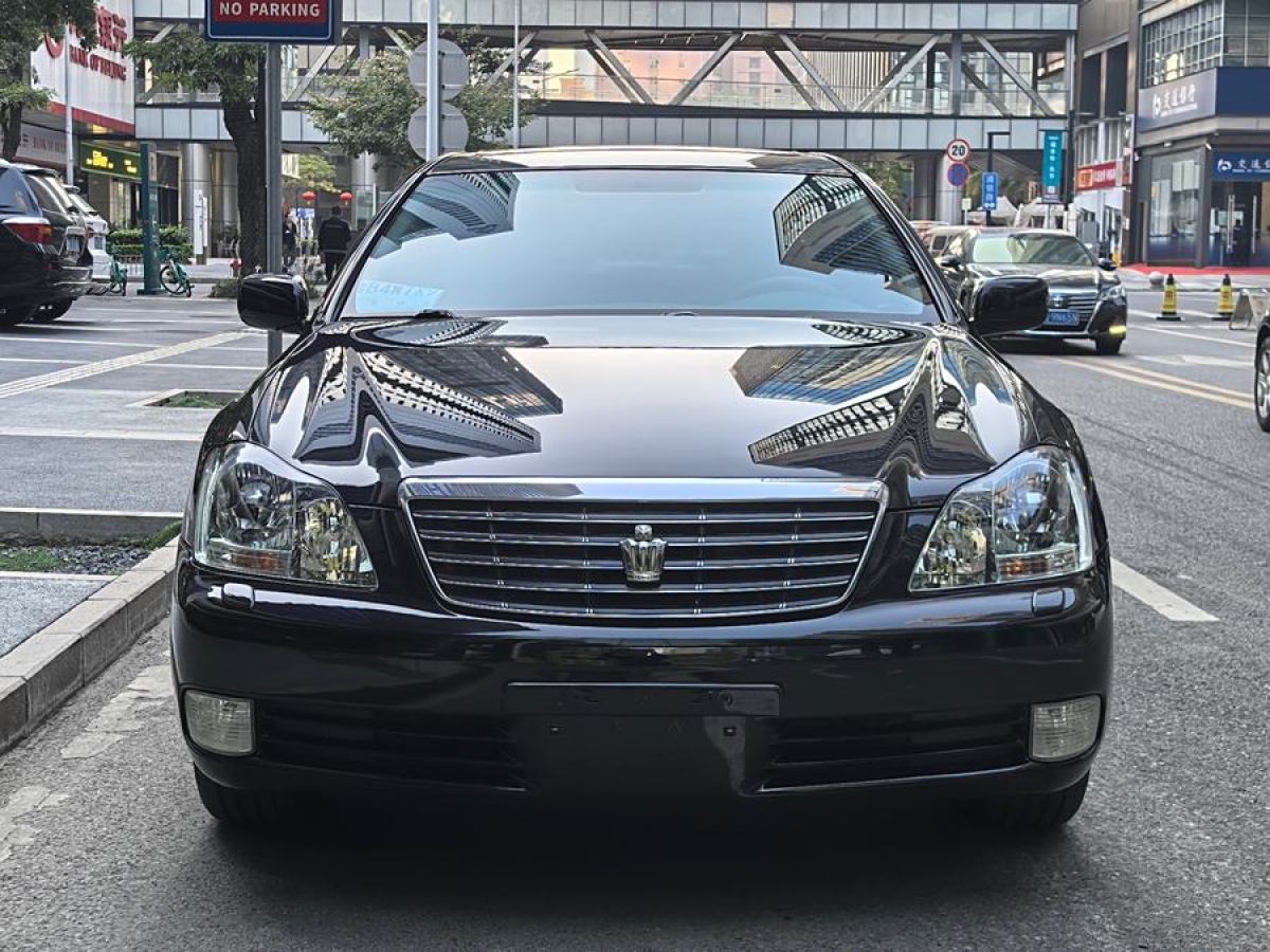 豐田 皇冠  2009款 2.5L Royal特別導(dǎo)航版圖片