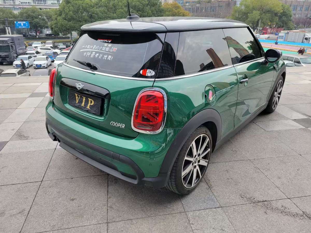 MINI MINI  2022款 1.5T COOPER 經(jīng)典派圖片