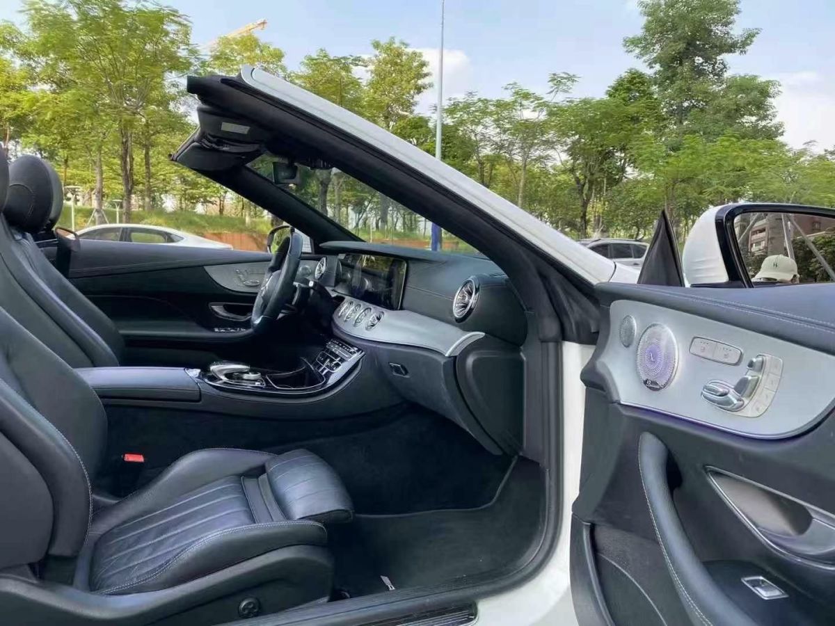 奔馳 奔馳E級  2021款 E 300 轎跑車圖片