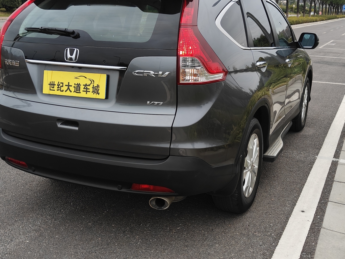 本田 CR-V  2013款 2.4L 四驅(qū)尊貴導(dǎo)航版圖片