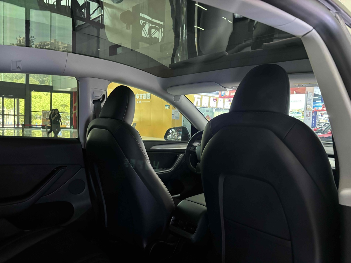 2024年6月特斯拉 Model Y  2024款 后輪驅(qū)動版