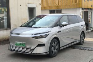 小鵬X9 小鵬 702超長(zhǎng)續(xù)航Max