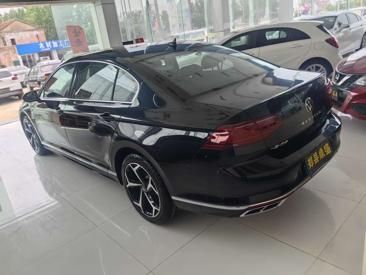 大眾 邁騰  2023款 200萬(wàn)輛紀(jì)念版 330TSI DSG領(lǐng)先型圖片