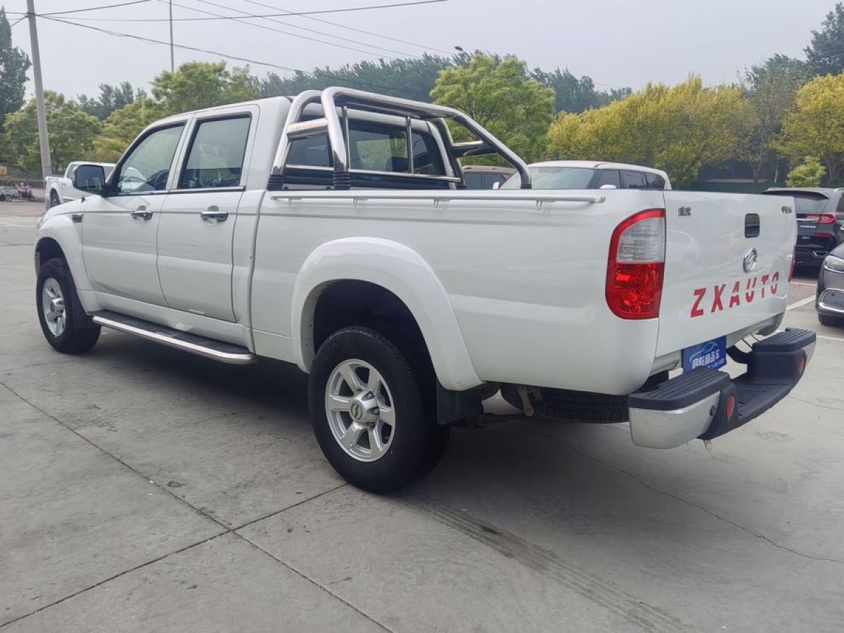 中兴 威虎  2019款 1.5T越野版汽油国VI两驱标准型大双图片