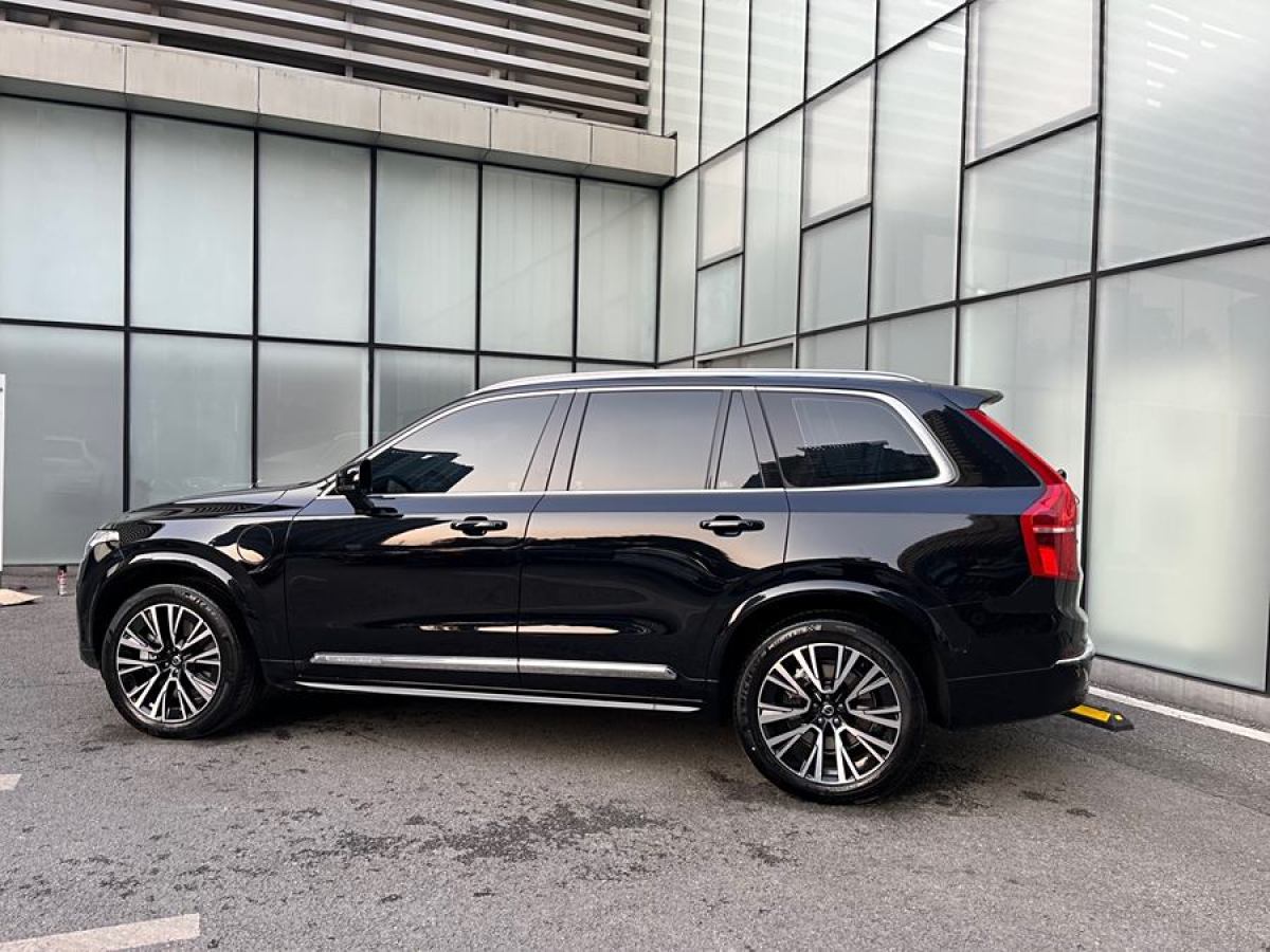 沃爾沃 XC90新能源  2022款 改款 E驅(qū)混動(dòng) T8 智尊豪華版 7座圖片