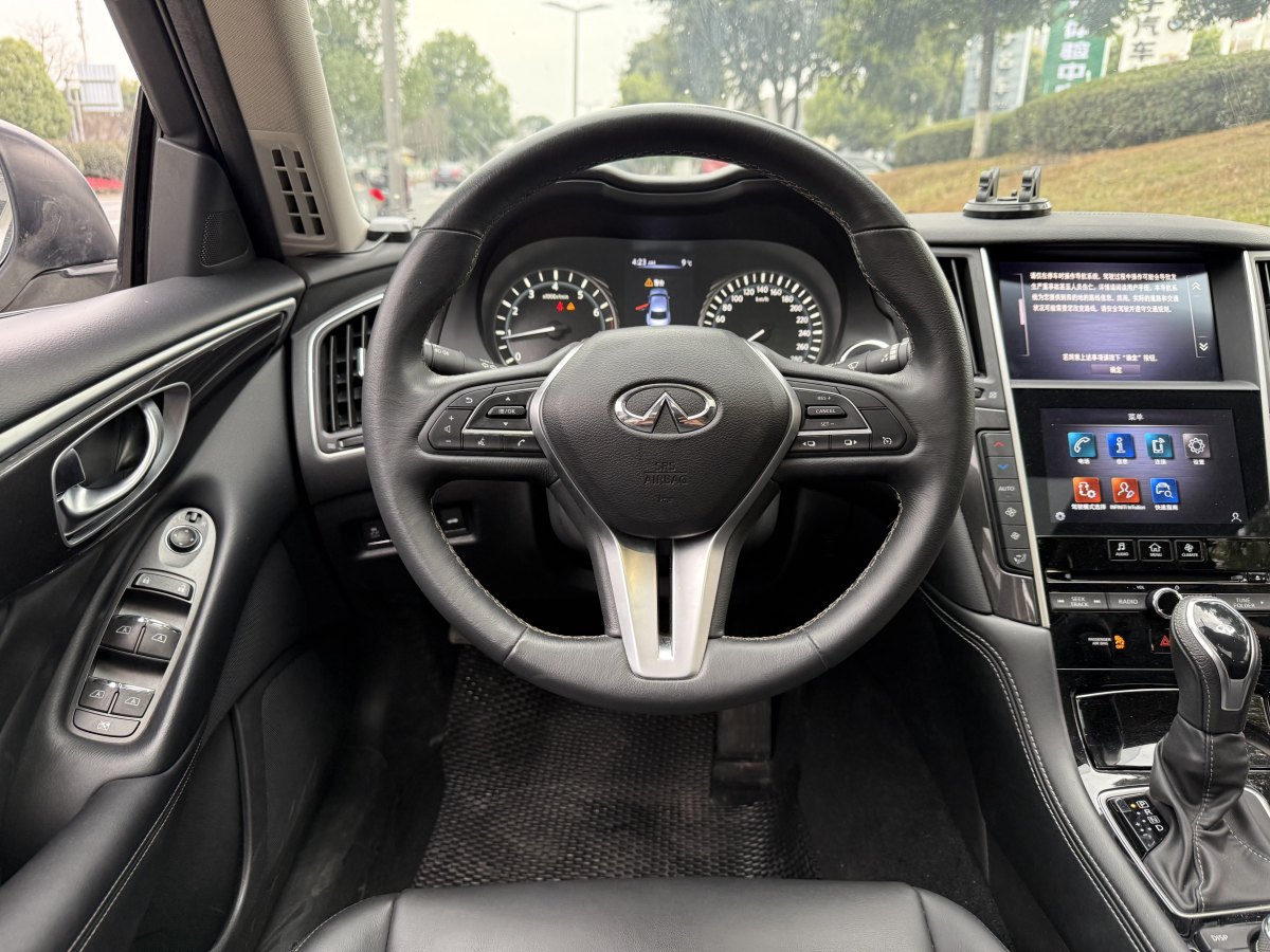 2023年1月英菲尼迪 Q50L  2022款 2.0T 舒適版