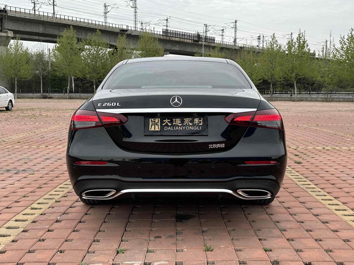 奔馳 奔馳E級  2022款 改款 E 260 L 運動型圖片