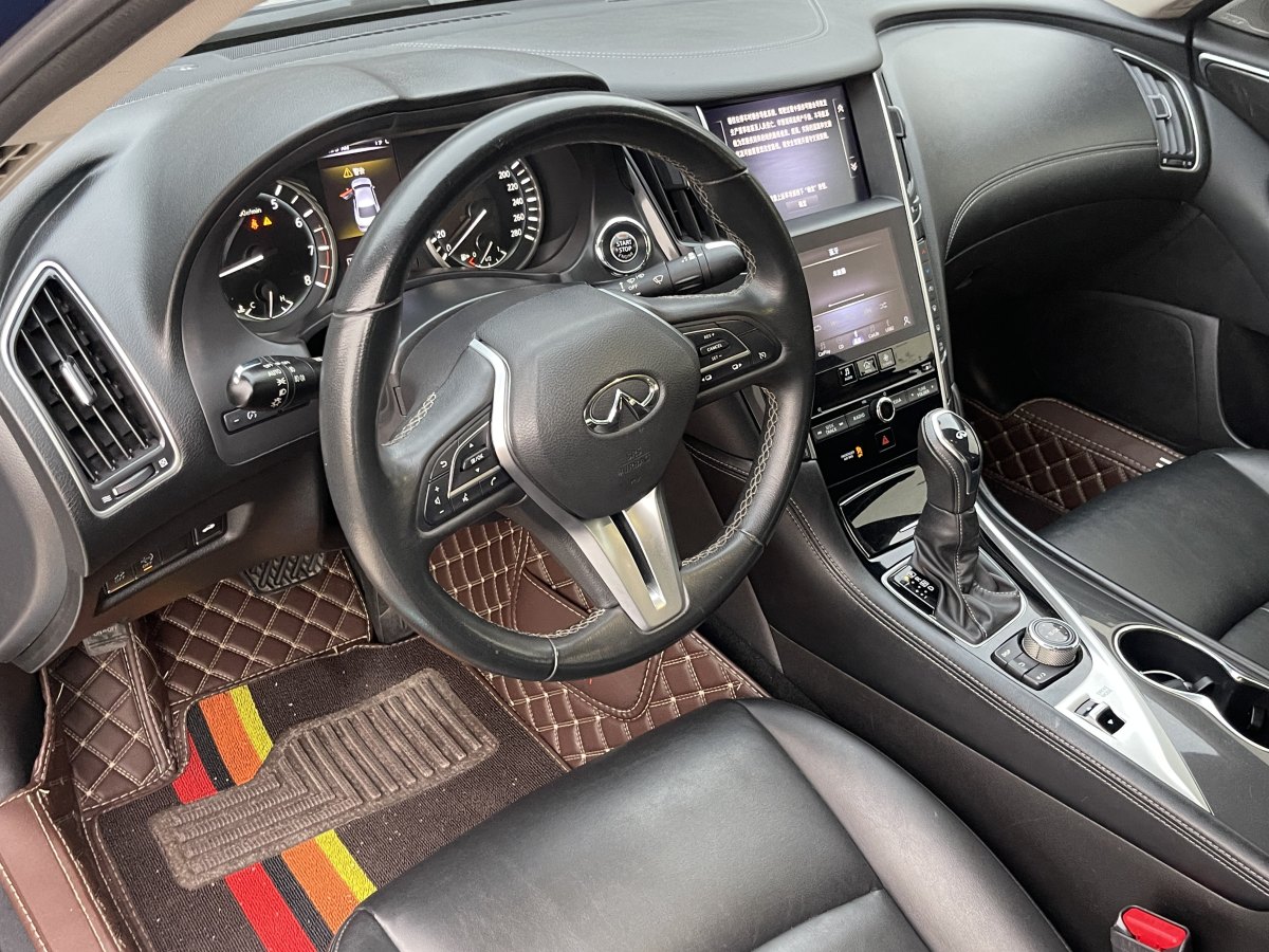 2021年6月英菲尼迪 Q50L  2021款 2.0T 舒適版