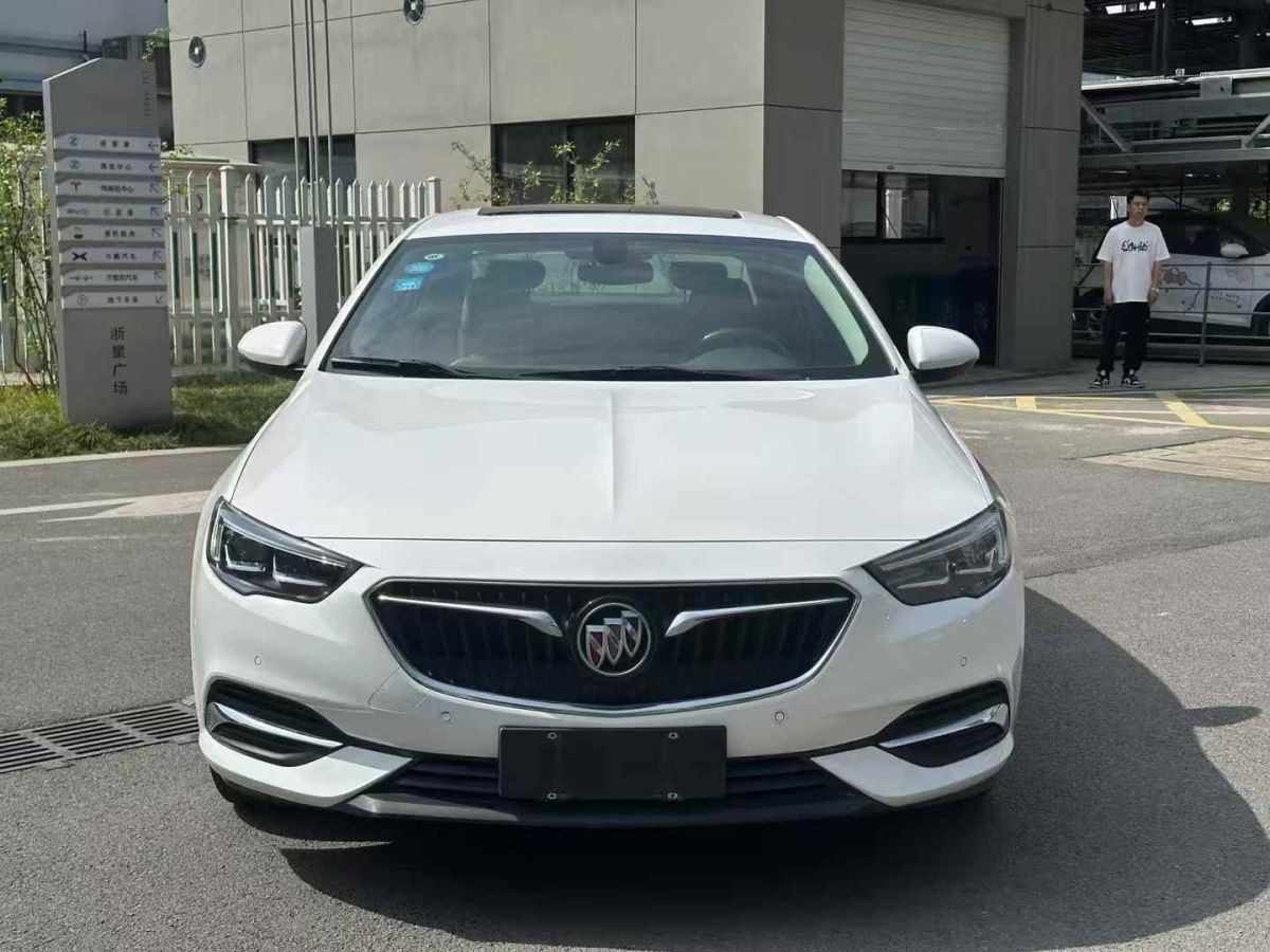 別克 君威  2019款 20T 領(lǐng)先型 國(guó)V圖片
