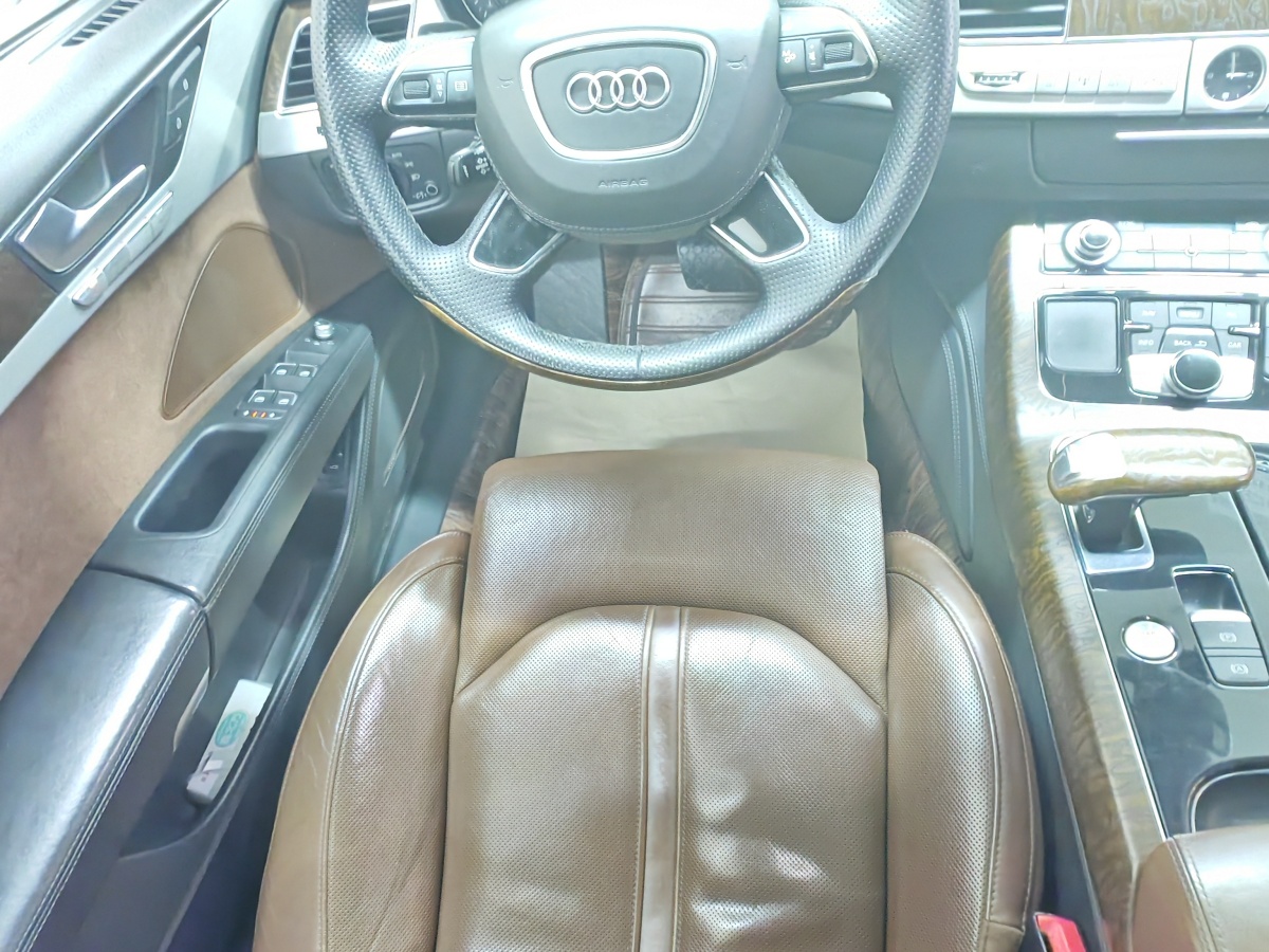 奧迪 奧迪A8  2012款 A8L 6.3 FSI W12 quattro圖片