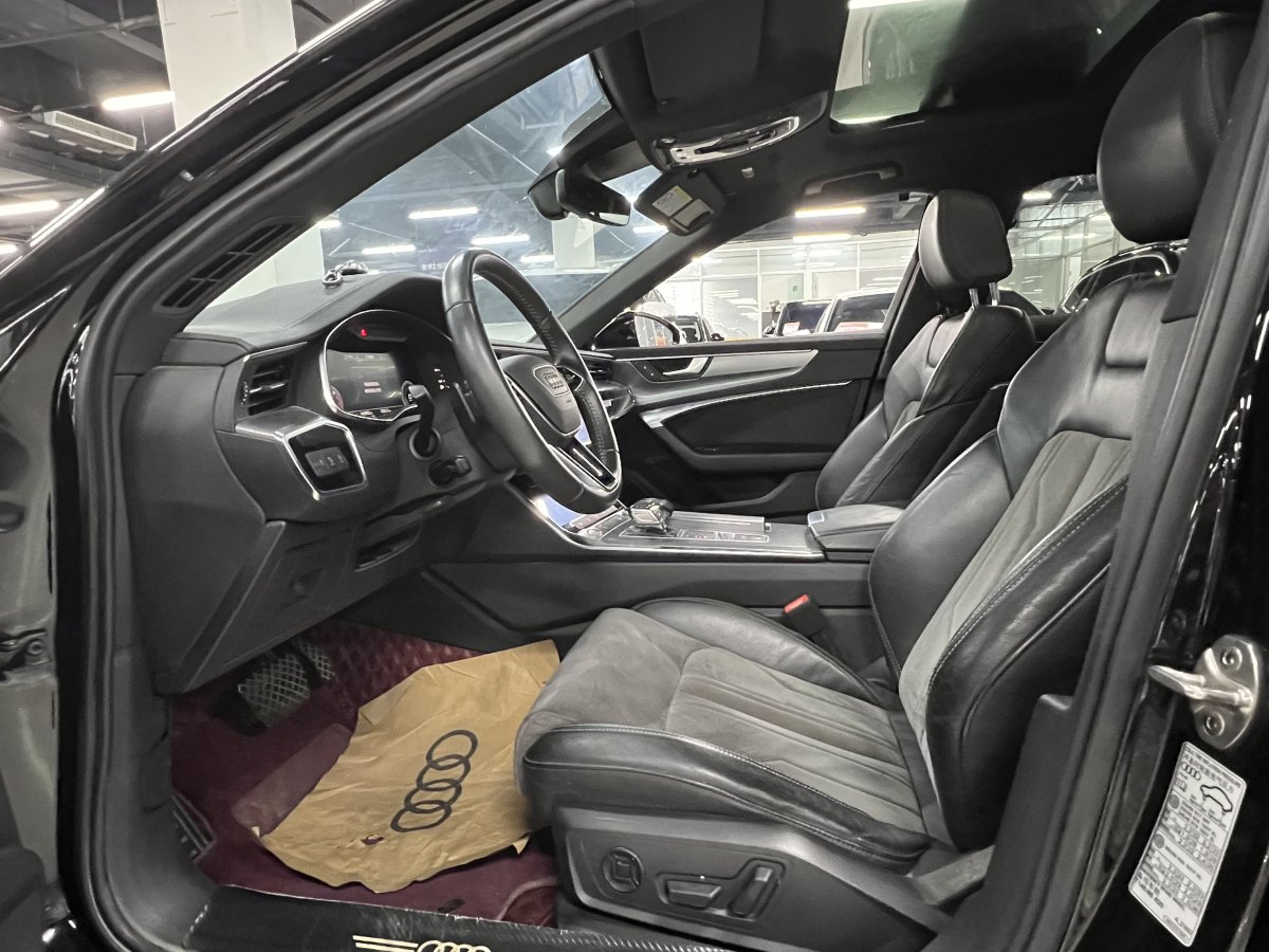 奧迪 奧迪A6L  2023款 改款 40 TFSI 豪華動(dòng)感型圖片