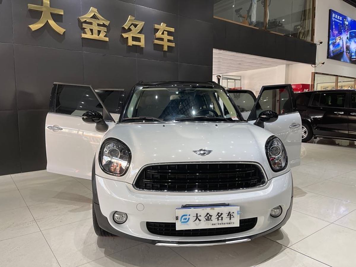 MINI COUNTRYMAN  2016款 1.6T COOPER ALL4 Fun裝備控圖片