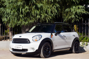 COUNTRYMAN MINI 1.6T COOPER ALL4 Fun