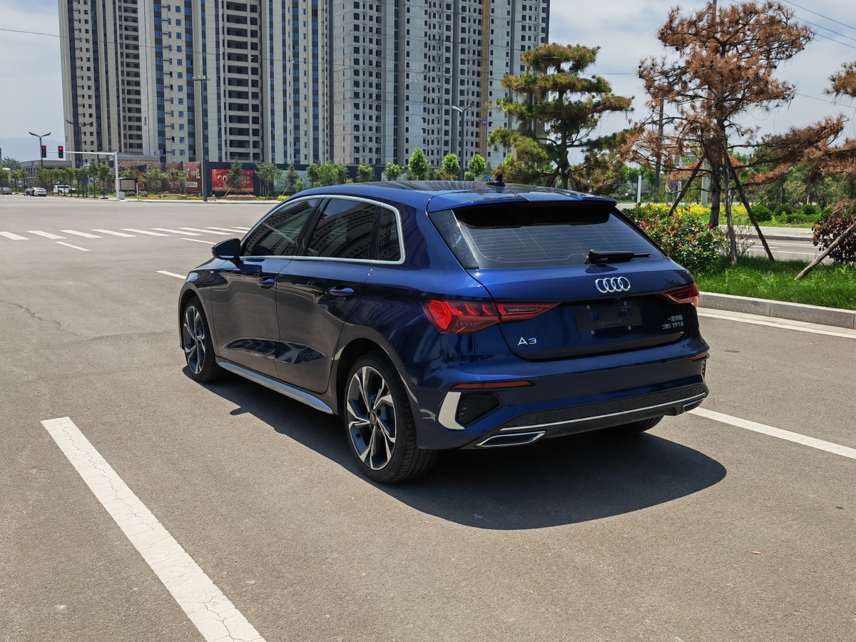 奧迪 奧迪A3  2022款 Sportback 35 TFSI 豪華運(yùn)動型圖片