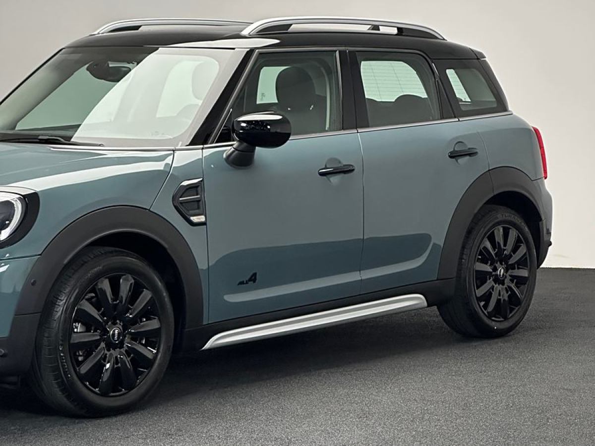 MINI COUNTRYMAN  2022款 1.5T COOPER ALL4 鑒賞家圖片