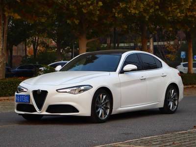 2022年6月 阿爾法·羅密歐 Giulia 2.0T 280HP 豪華版圖片