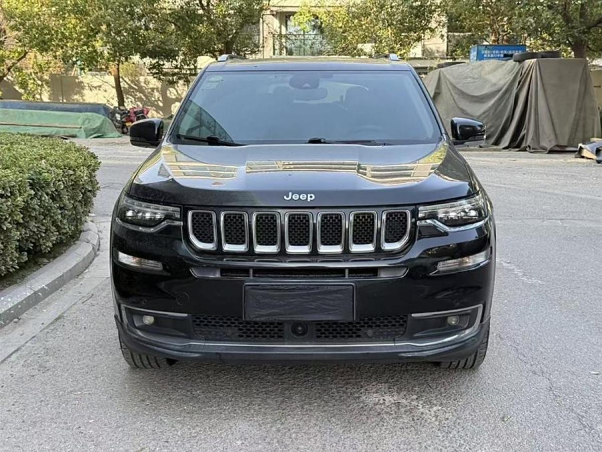 Jeep 大指揮官  2018款 2.0T 四驅(qū)尊享導(dǎo)航版 國(guó)VI圖片