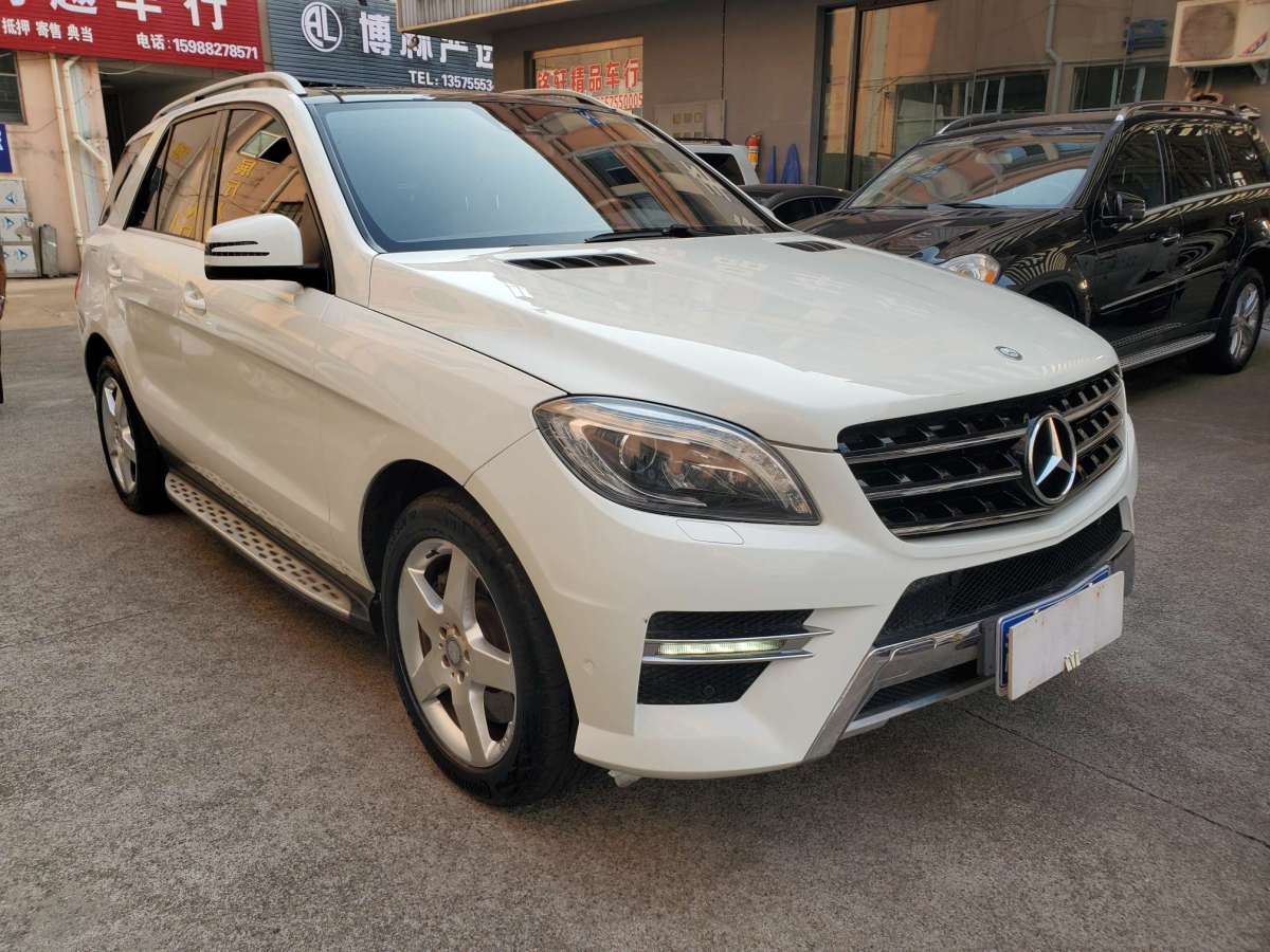 奔馳 奔馳M級(jí)  2012款 ML 350 豪華型圖片