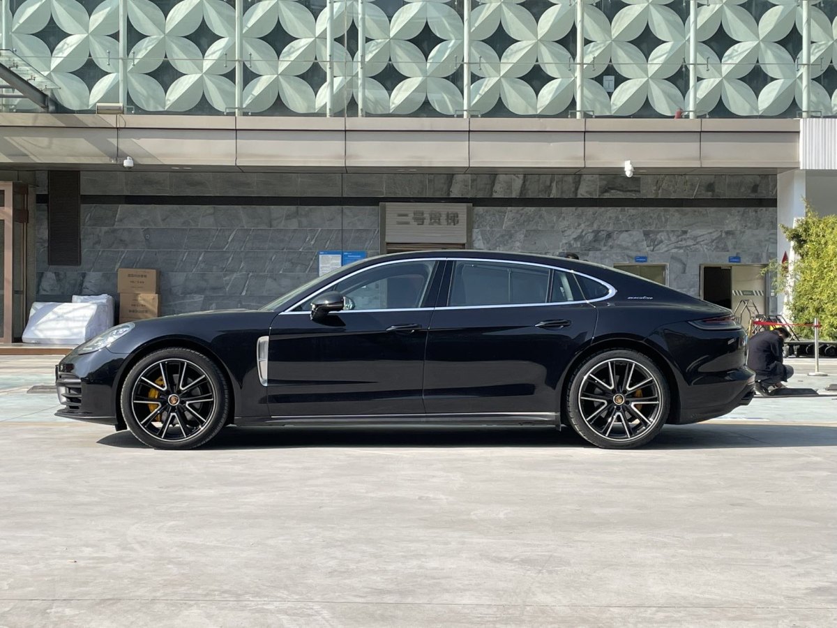 保時(shí)捷 Panamera  2021款 Panamera 行政加長版 2.9T圖片