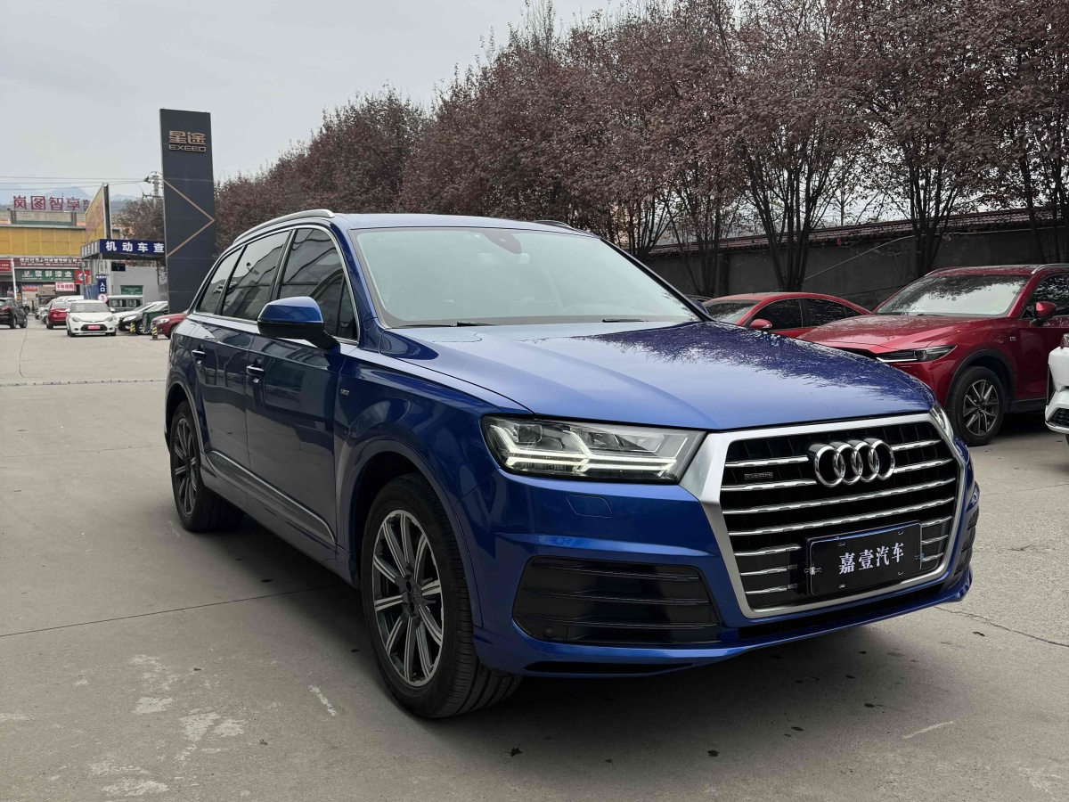 奧迪 奧迪Q7  2016款 45 TFSI S line運(yùn)動(dòng)型圖片