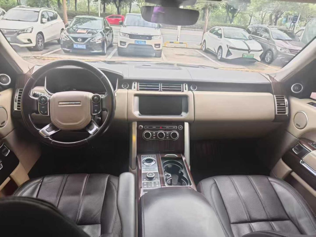 路虎 攬勝  2017款 極光Convertible 2.0T HSE Dynamic 美規(guī)版圖片