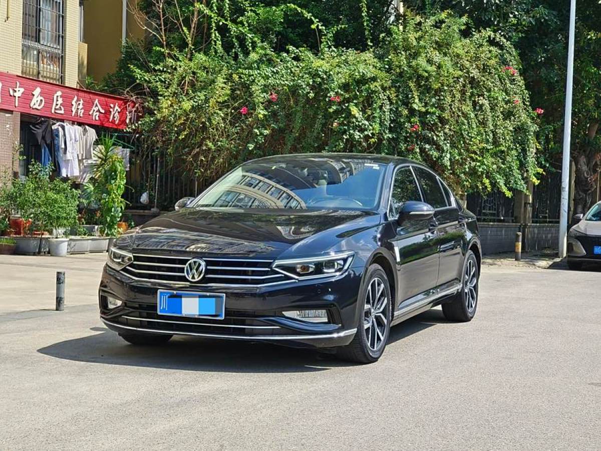 大眾 邁騰  2020款 330TSI DSG 領(lǐng)先型圖片